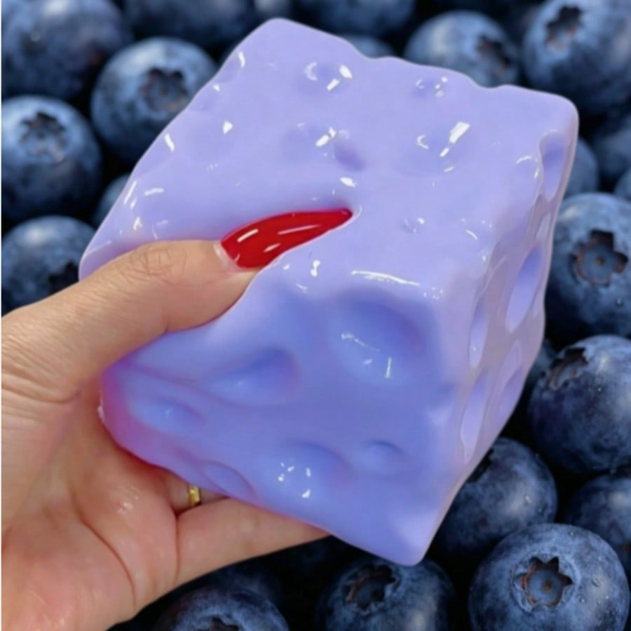 New Blueberry Cheese Cake Squi - Party Games Crazy 评论和价格