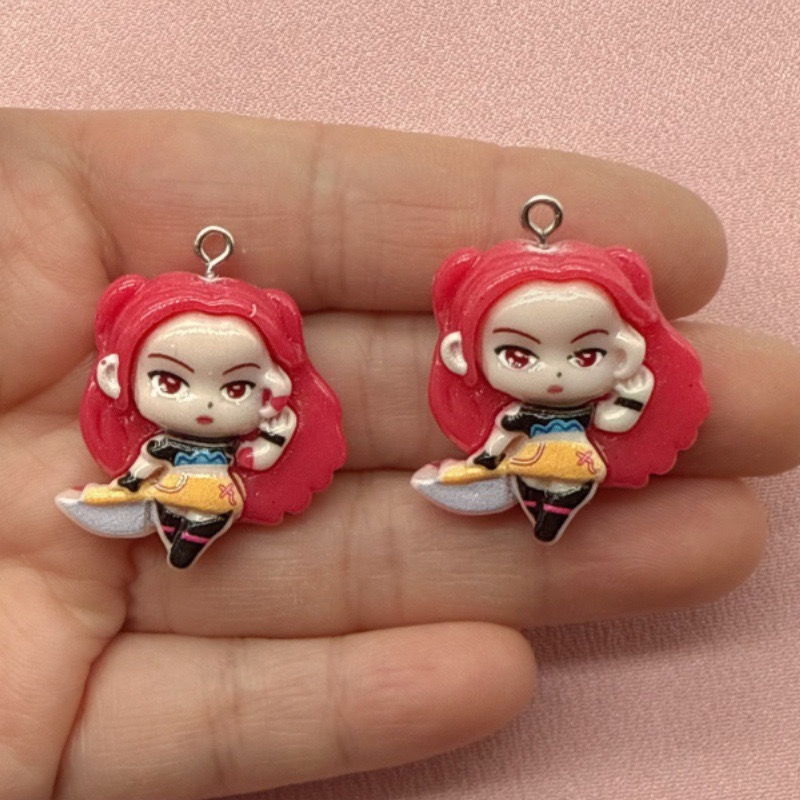 10pcs resin cartoon pendant, D - Party Games Crazy 评论和价格