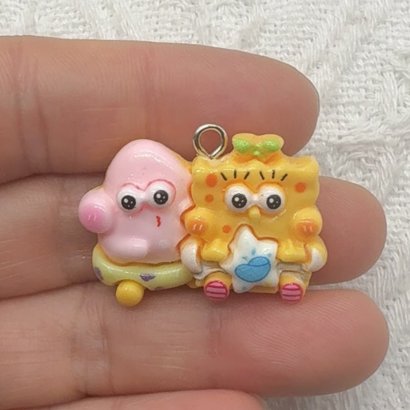10pcs cartoon resin pendant, D - Party Games Crazy 评论和价格