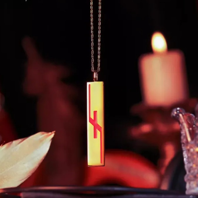 Irregular Red Letter Pendant N - Party Games Simple 评论和价格